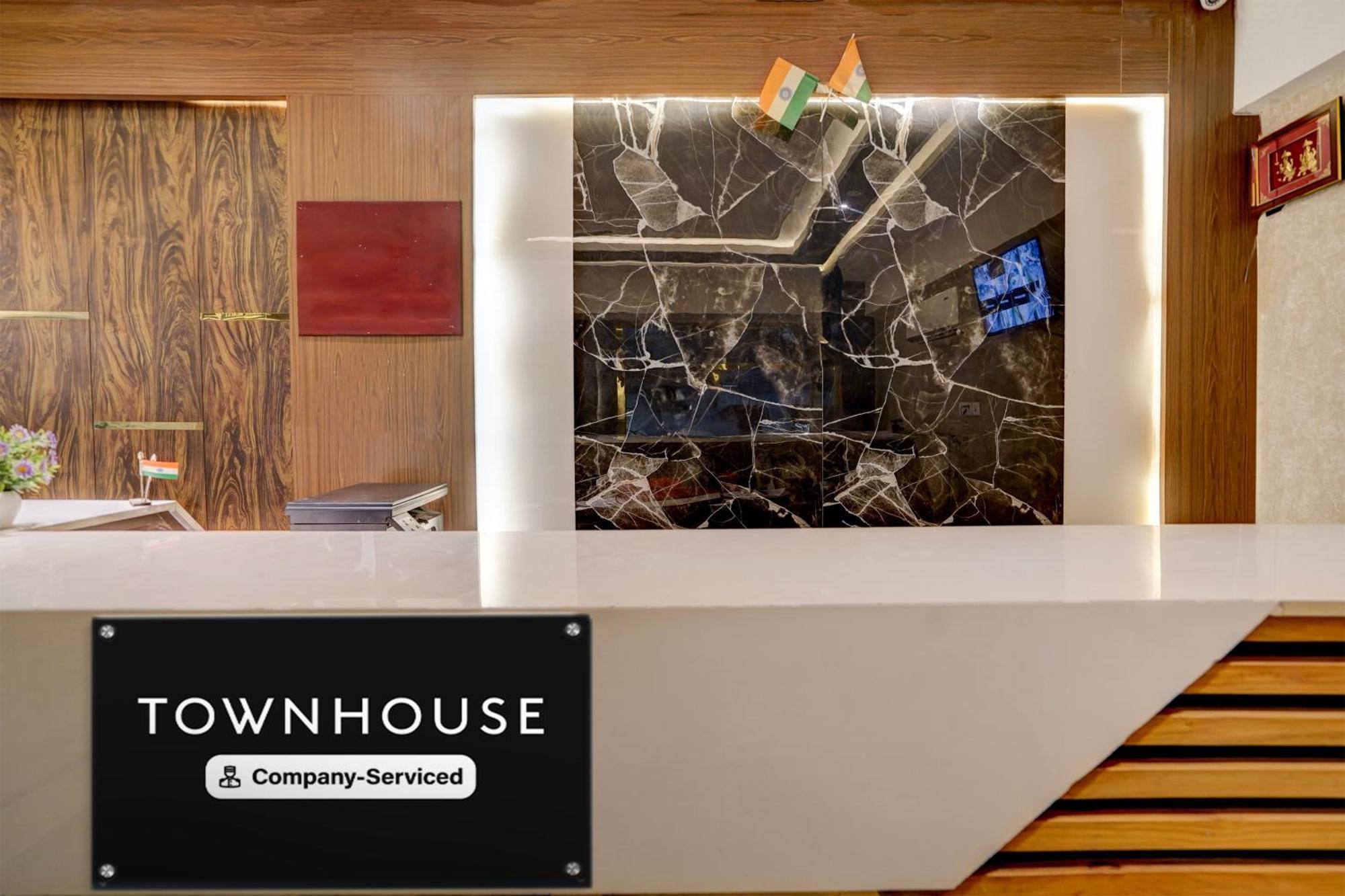 Hotel Super Townhouse Airport Road Delhi Nueva Delhi Exterior foto