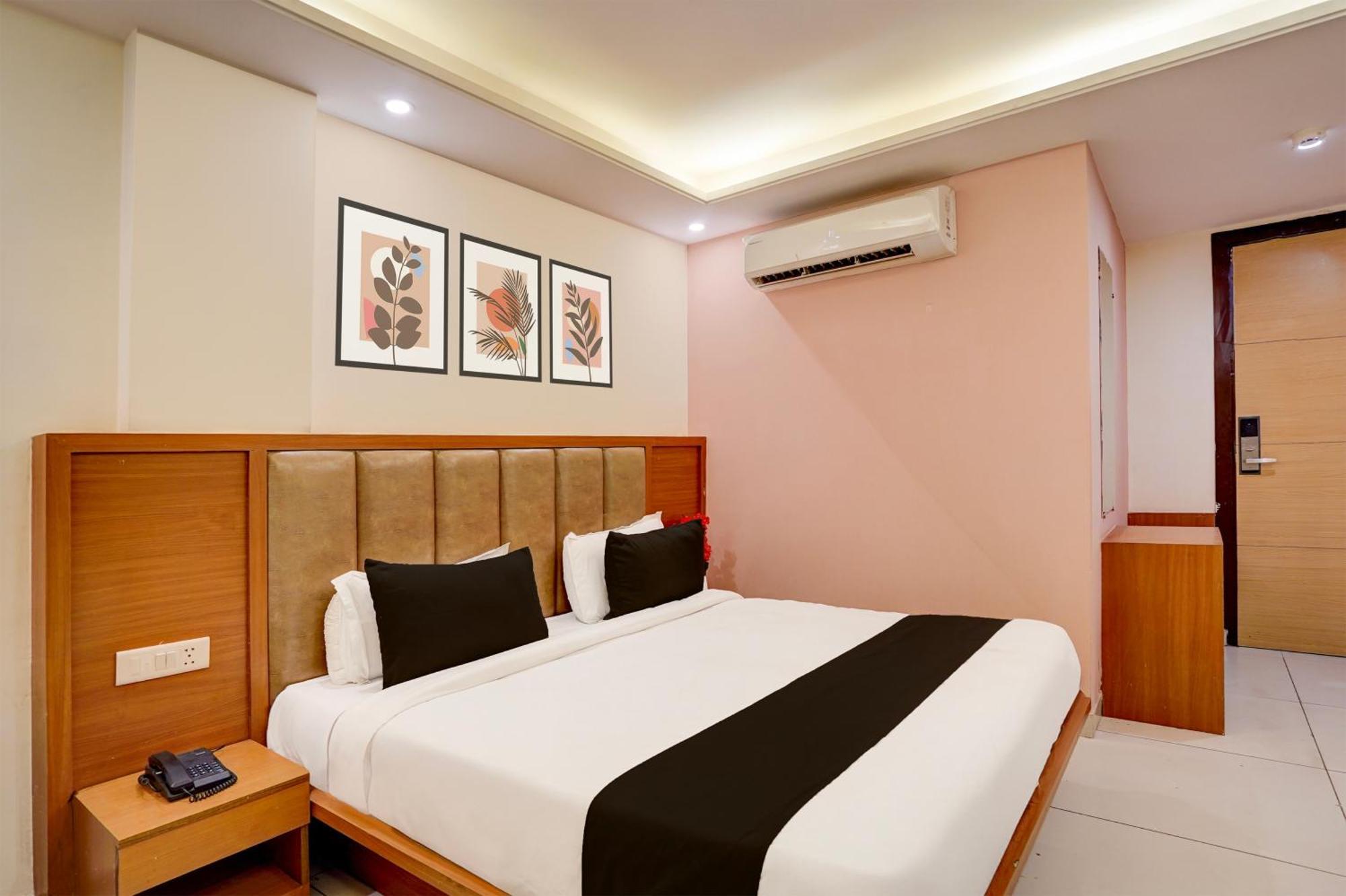 Hotel Super Townhouse Airport Road Delhi Nueva Delhi Exterior foto