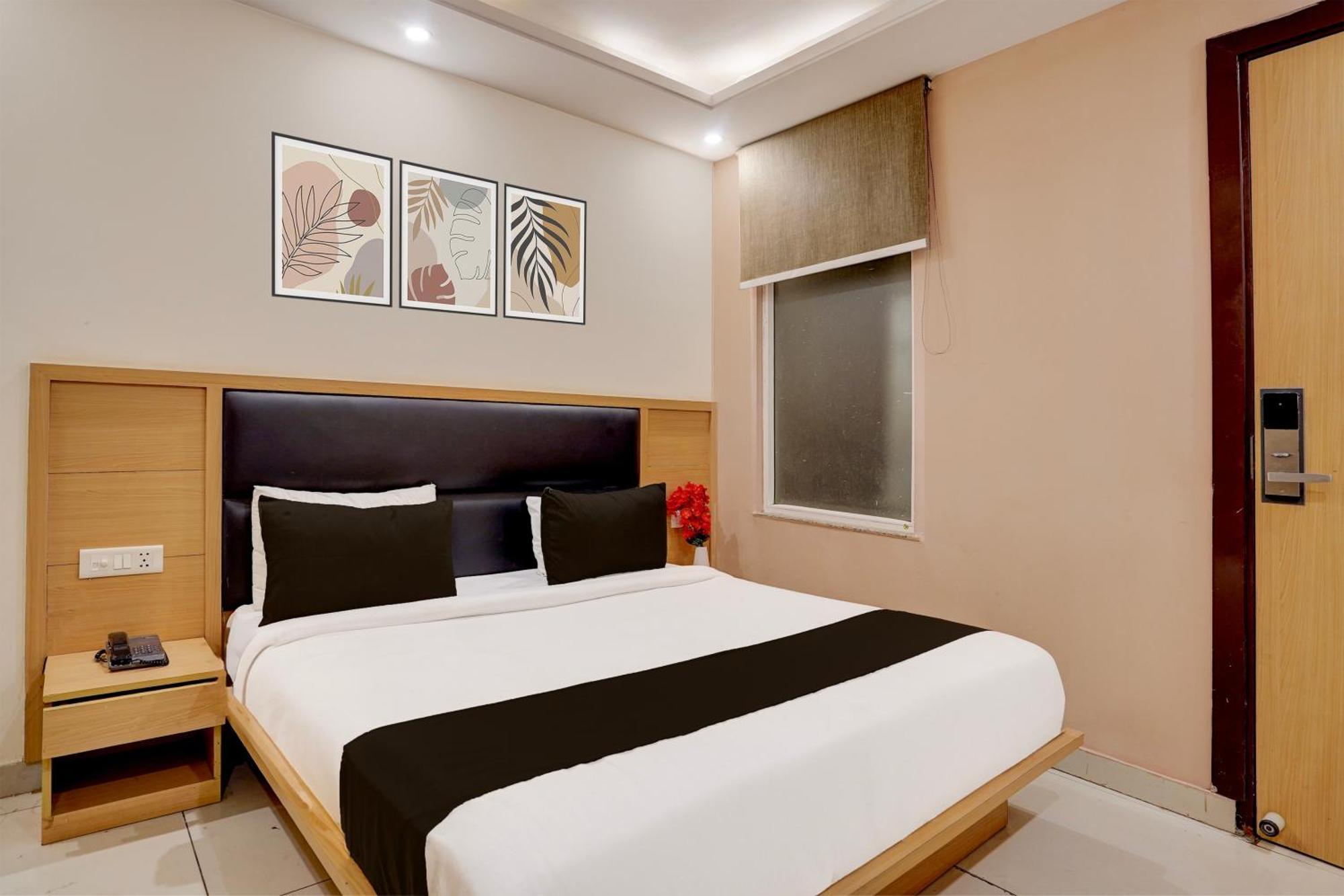 Hotel Super Townhouse Airport Road Delhi Nueva Delhi Exterior foto