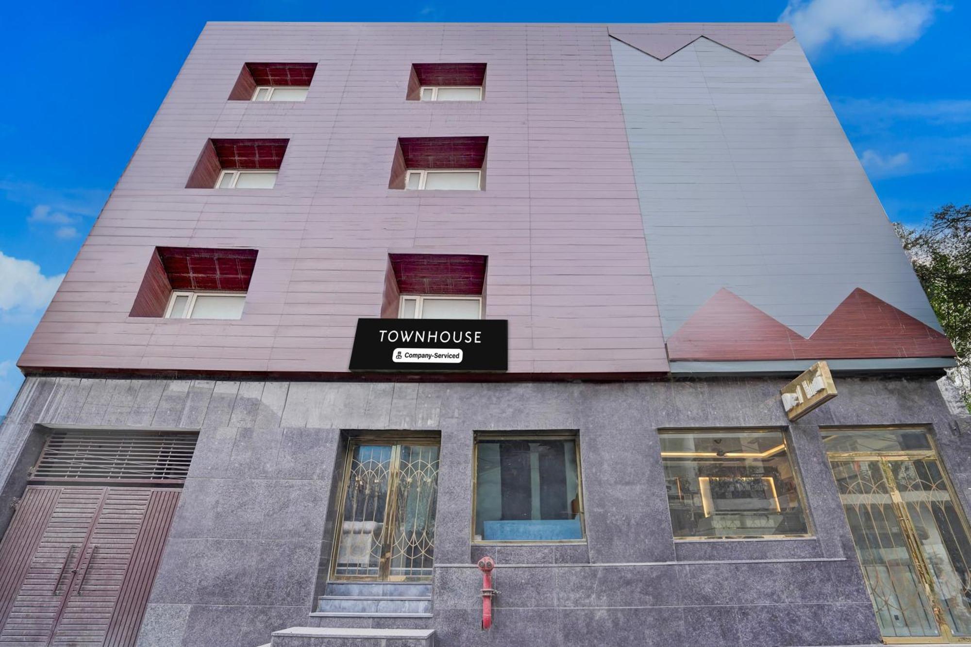 Hotel Super Townhouse Airport Road Delhi Nueva Delhi Exterior foto